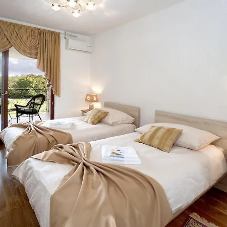 Castello Rausch Valkarin