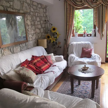 Vendégház Castello Rausch 4*