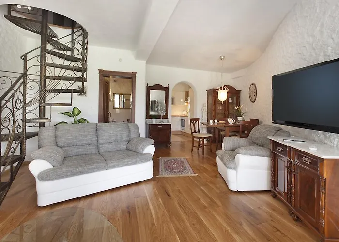 Castello Rausch Valkarin