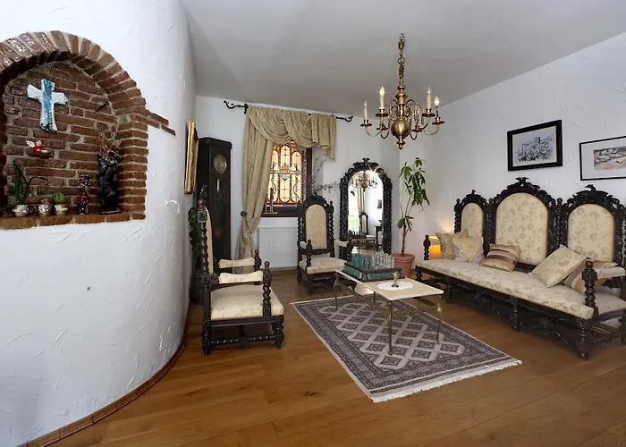 Castello Rausch Valkarin