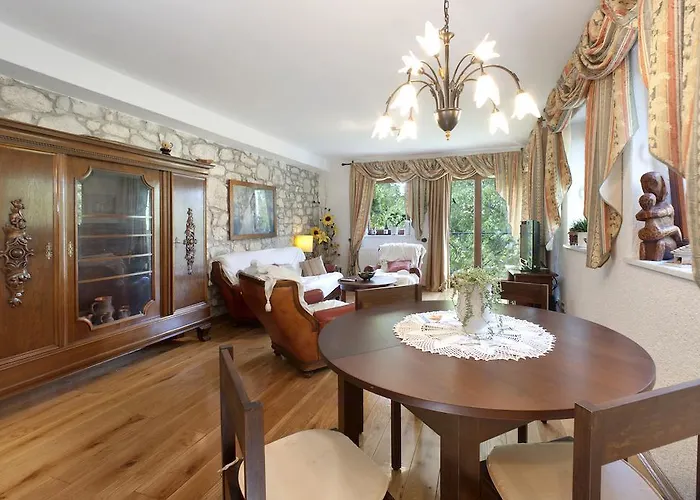 Maison d'hôtes Castello Rausch 4*