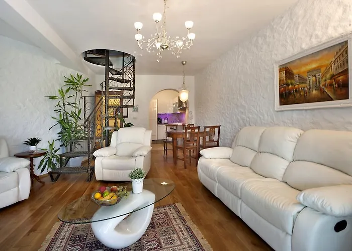 Maison d'hôtes Castello Rausch 4*