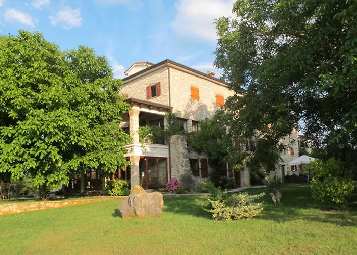 Maison d'hôtes Castello Rausch 4*